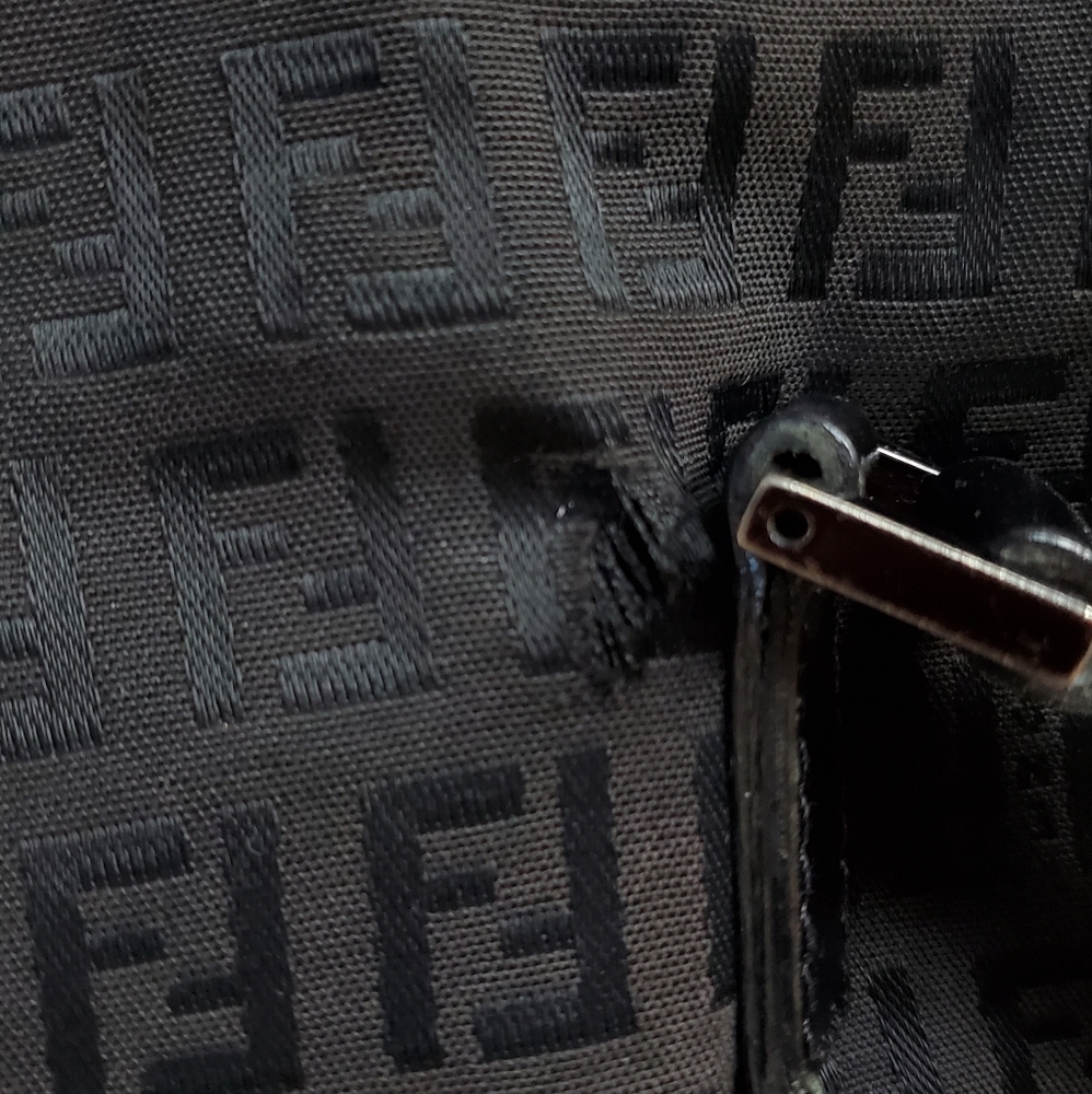 Handbag - Picture 9 of 11